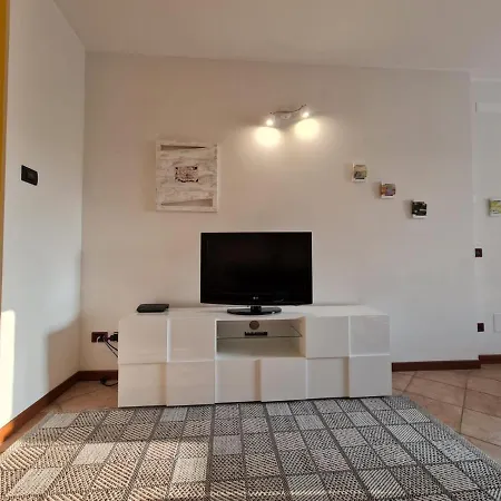 Francesca's Apartment Bardolino